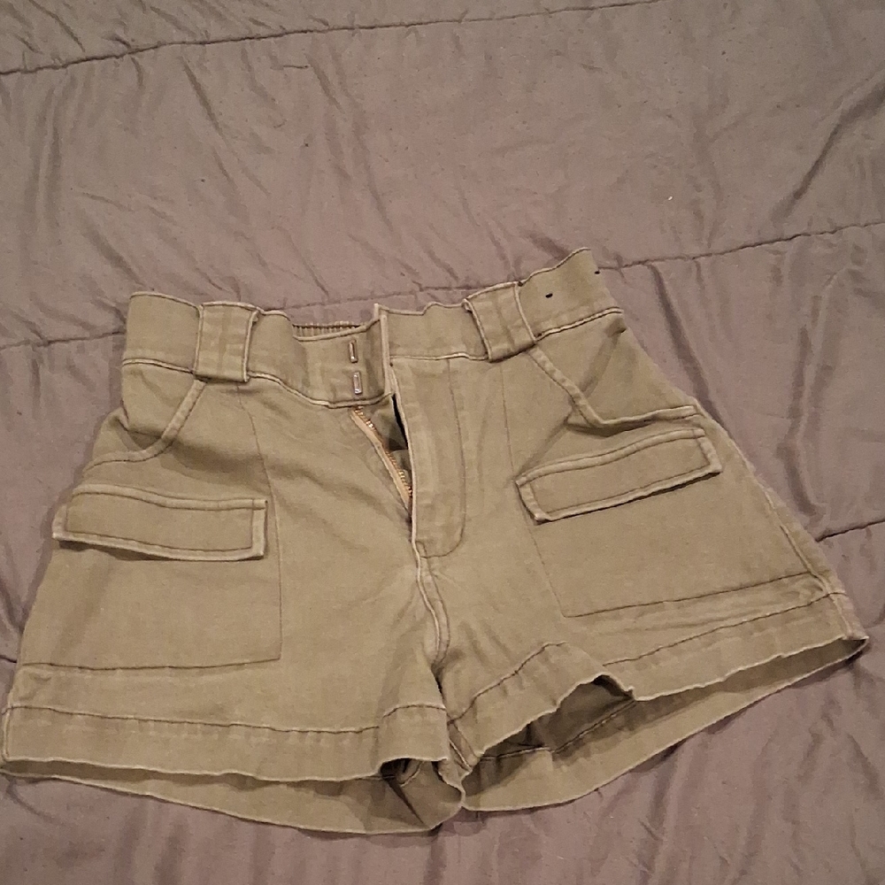 Hollister Women's Cargo Shorts in Tan